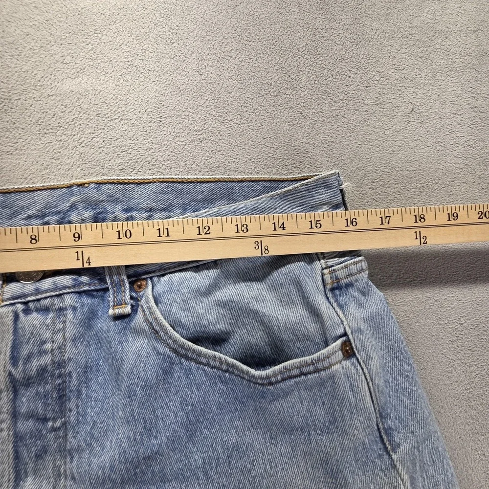 Vintage Levis 501 Jeans Mens Blue Light Wash Made In USA Button Fly Fits 31x30